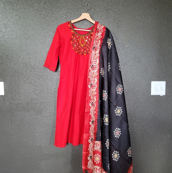 2 pc Indian Pakistani kameez size S/M - Picture 1 of 6